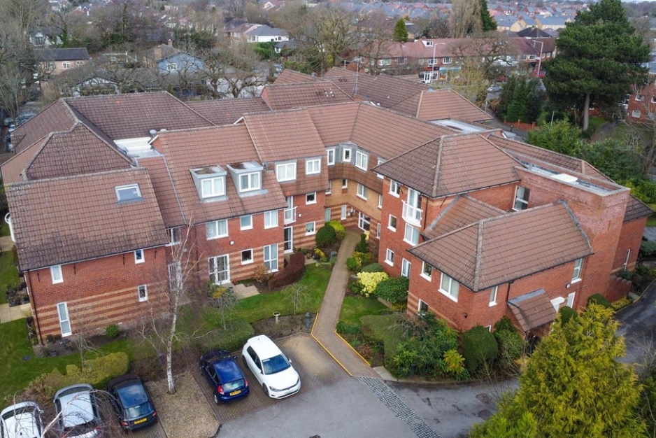 Plymyard Avenue, Bromborough