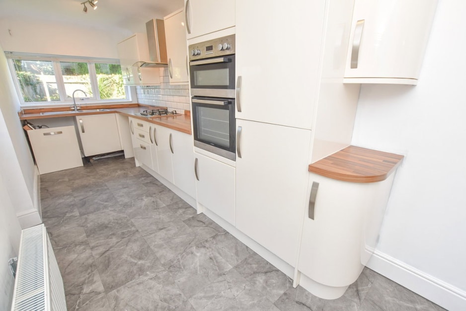Heather Dene, Bromborough