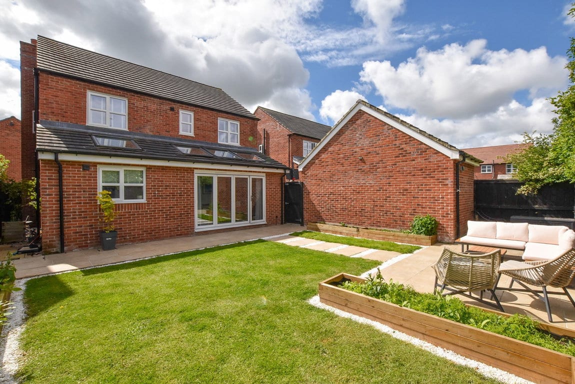 Oakes Close, Bromborough, Wirral, CH62 7FL