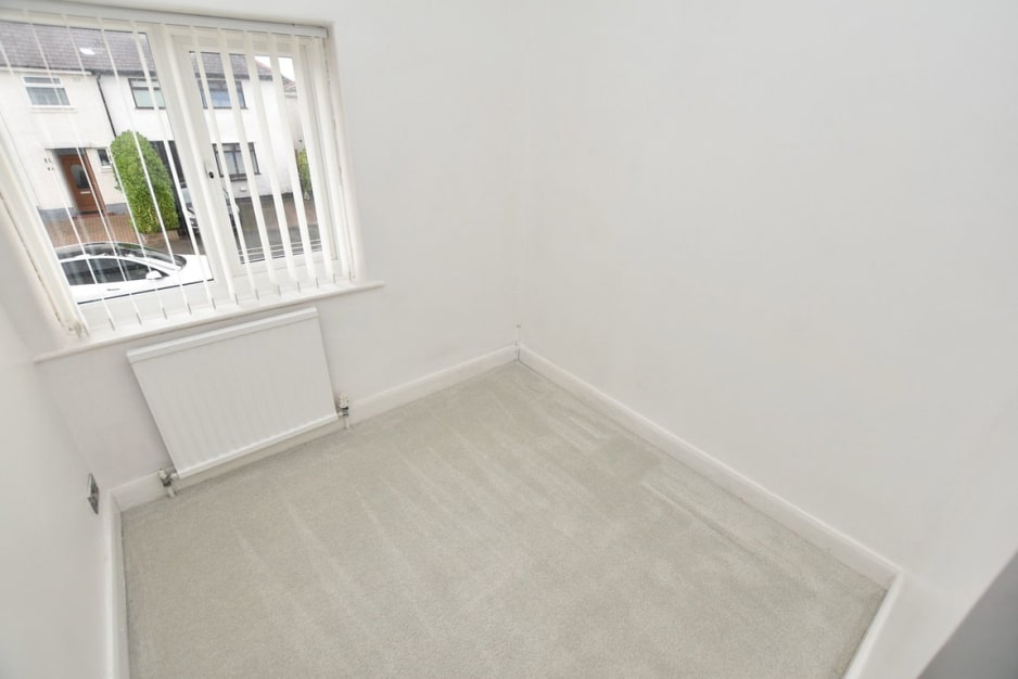 Mainwaring Road, Bromborough