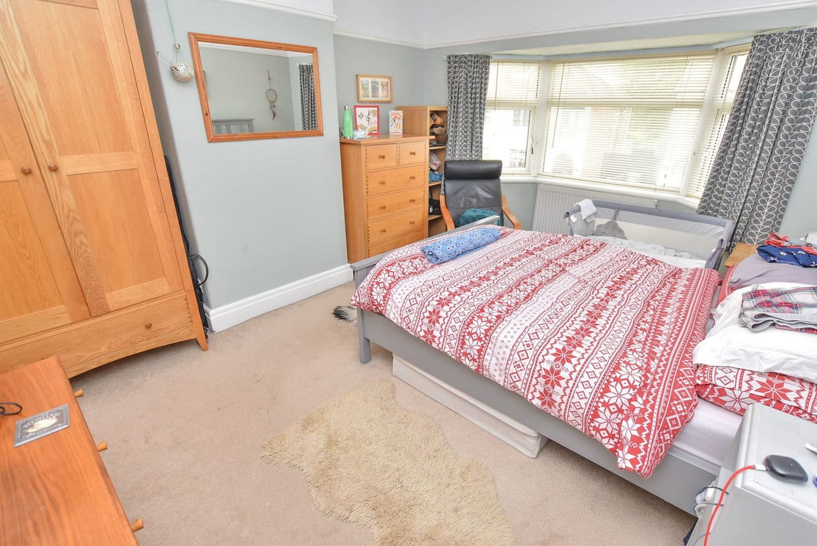 3 Bed, 1 Bath Property For Sale in Neville Road, Bromborough, CH62