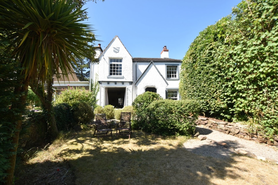 Mount Olive, Oxton, CH43