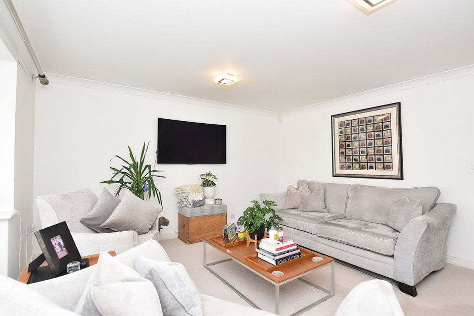 Hampton Chase, Noctorum, CH43