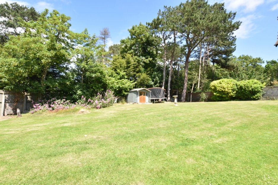 Upton Road, Noctorum, CH43