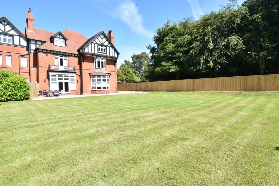 Waterford Road, Oxton, CH43