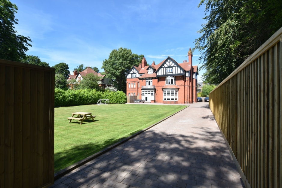 Waterford Road, Oxton, CH43