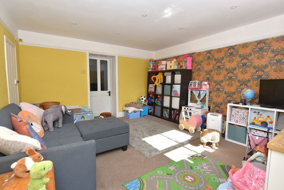 Mount Olive, Oxton, CH43