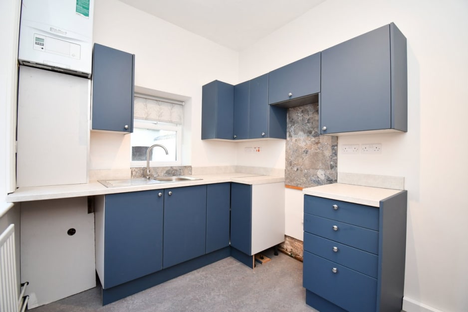 Hinderton Road, Birkenhead, CH41 9AE
