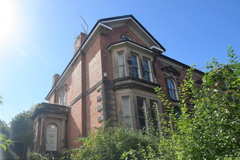 Shrewsbury Road, Oxton, CH43
