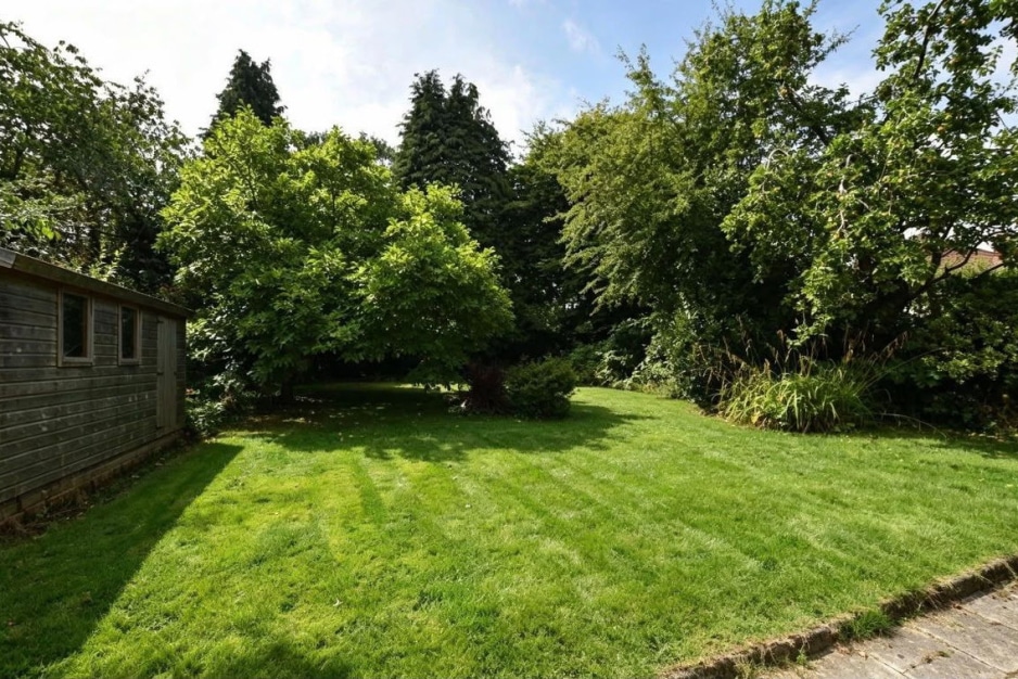 Storeton Road, Prenton, CH42
