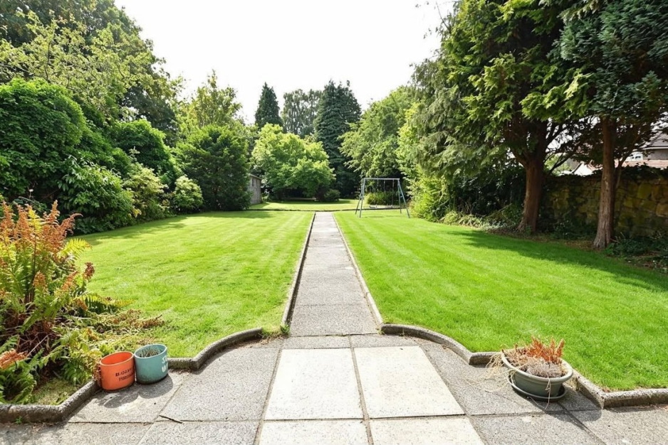 Storeton Road, Prenton, CH42