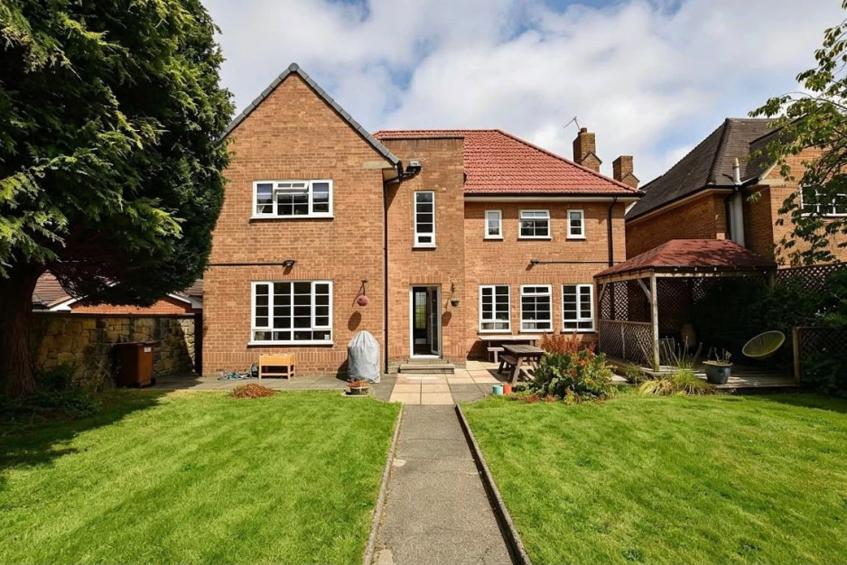 Storeton Road, Prenton, CH42