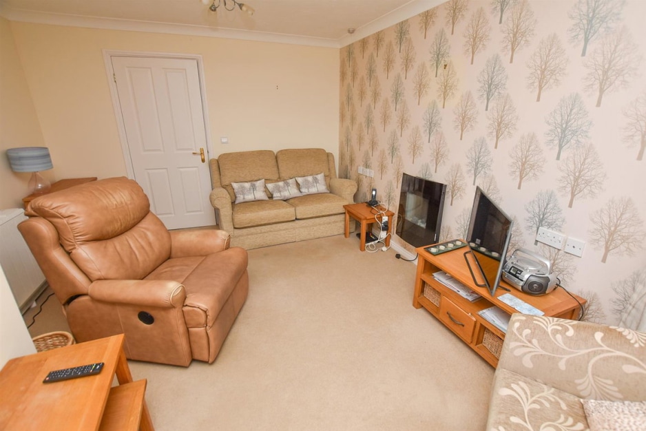 Plymyard Avenue, Bromborough